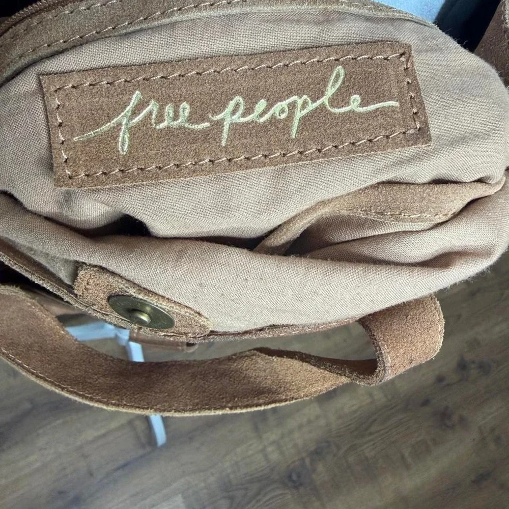 Free People Chestnut Brown Suede Convertible Tote Backpack – Boho Leather Bag